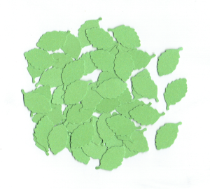 Scrapki papierowe jasnozielone perłowe liście, listki 15x25mm 50szt